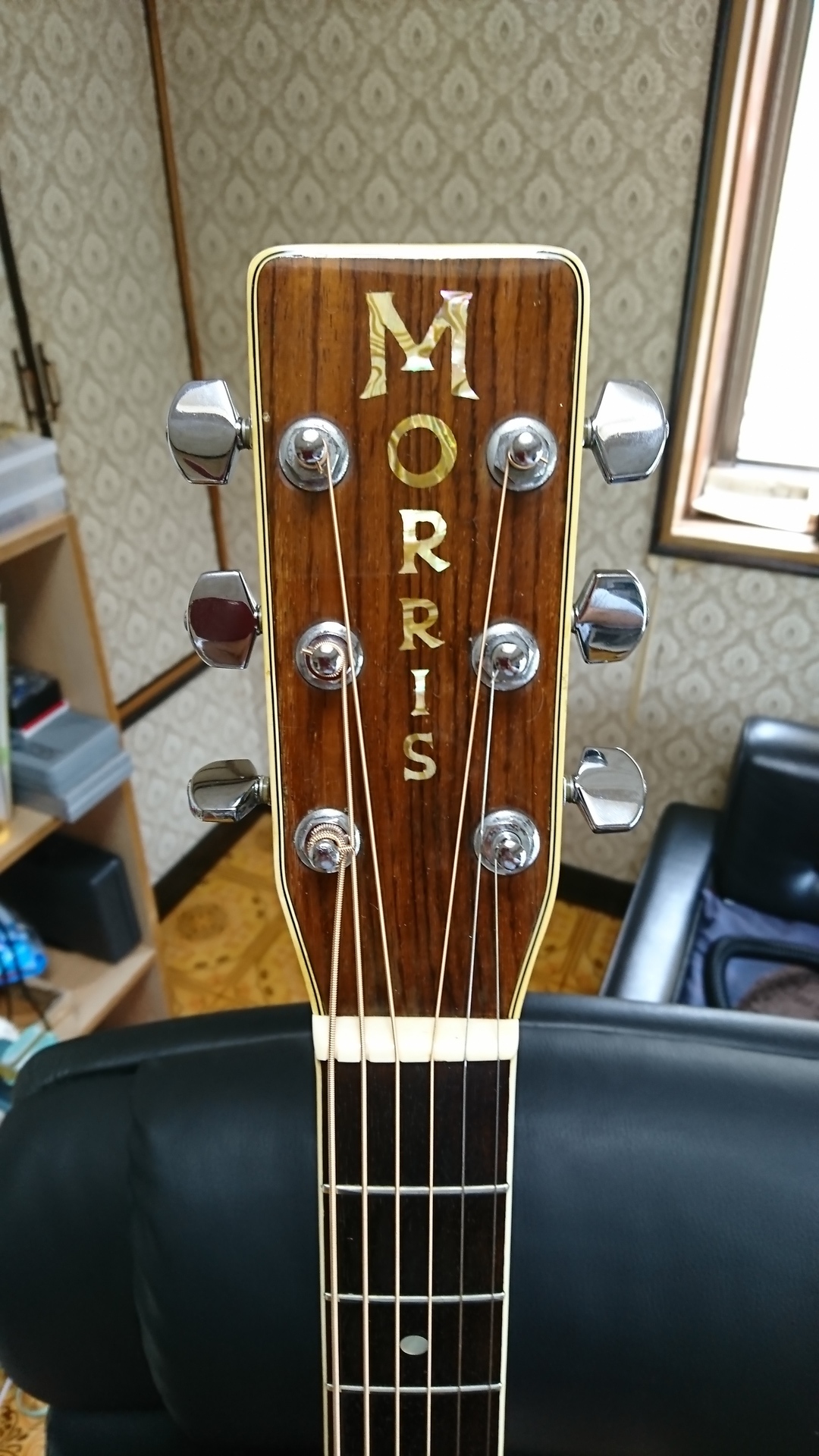 MORRIS SPECIAL60♬（W-60): オヤジの挑戦TK□趣味のギター弾き語り
